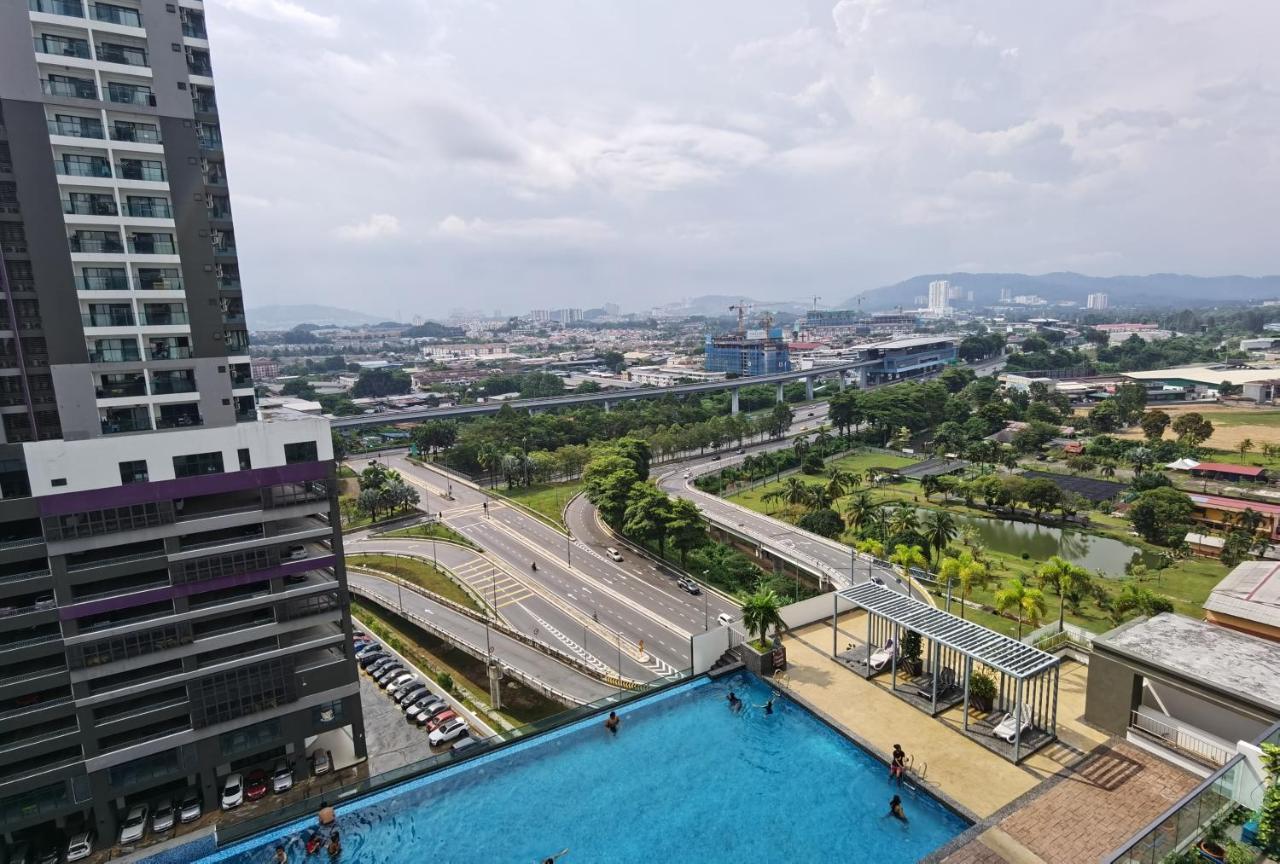 Landmark Residence 2 Service Apartment 5Min To Mrt 20Min To Kl Каджанг Екстериор снимка